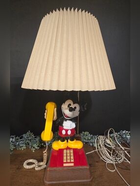 Vintage The Mickey Mouse Telephone with  Lamp